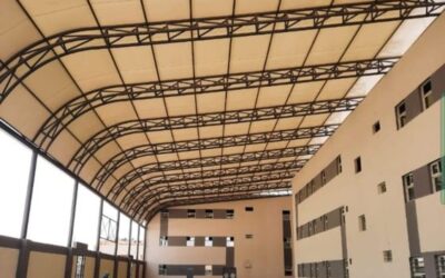 مظلات البولي إيثلين الحل الرائع لحماية المساحات الخارجية