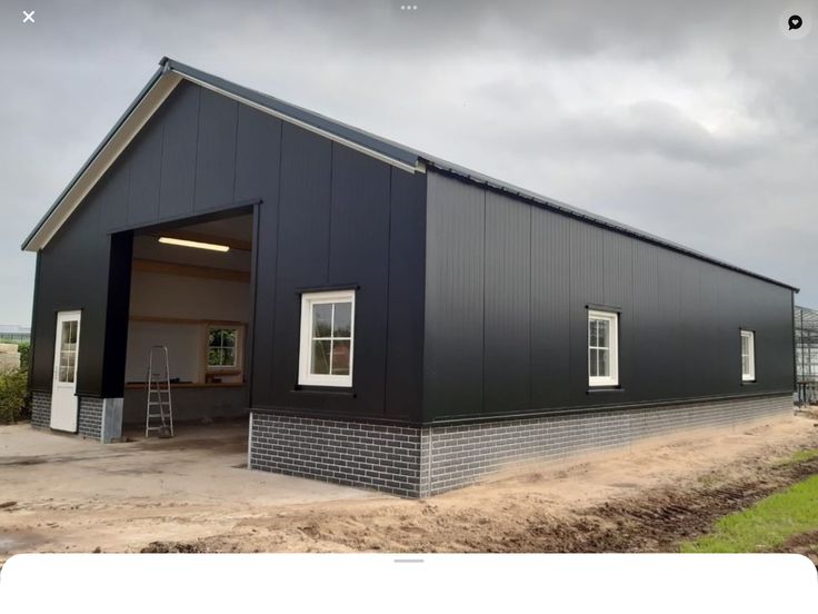 تركيب هناجر ومستودعات