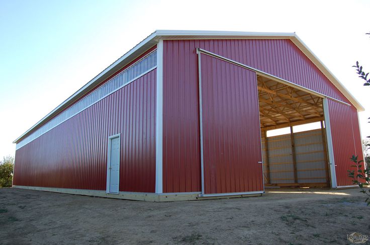 هناجر تجارية في عسفان: تصميم متين وموفر للمساحة والتكاليف